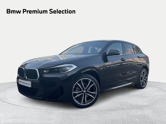 BMW X2 sDrive18i color Negro. Año 2022. 103KW(140CV). Gasolina. En concesionario Ilbira Motor | Granada de Granada