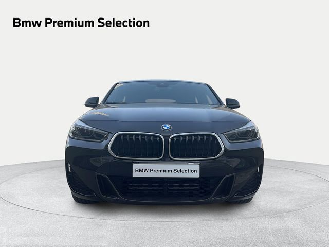 BMW X2 sDrive18i color Negro. Año 2022. 103KW(140CV). Gasolina. En concesionario Ilbira Motor | Granada de Granada