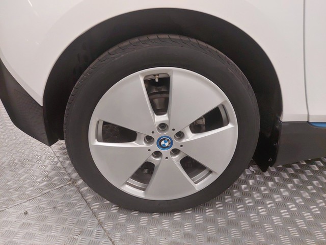 BMW i3 i3 94Ah color Blanco. Año 2017. 125KW(170CV). Eléctrico. En concesionario Augusta Aragon S.A. de Zaragoza