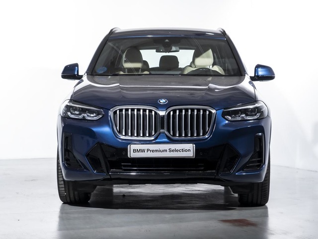 BMW X3 xDrive30e color Azul. Año 2022. 215KW(292CV). Híbrido Electro/Gasolina. 