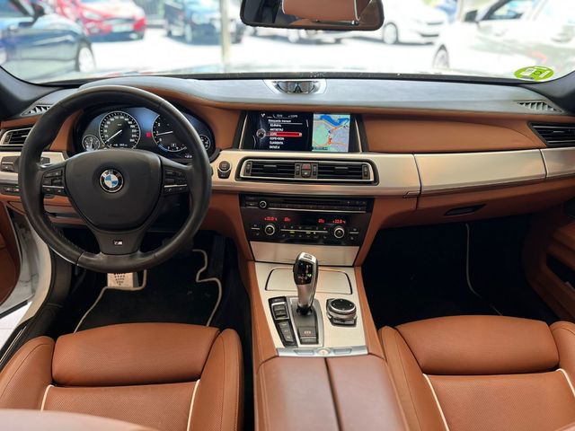 BMW Serie 7 750i xDrive 330 kW (450 CV)