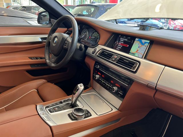 BMW Serie 7 750i xDrive 330 kW (450 CV)