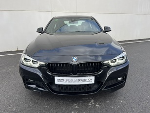Fotos de BMW Serie 3 320i color Negro. Año 2019. 135KW(184CV). Gasolina. En concesionario Novomóvil Oleiros de Coruña