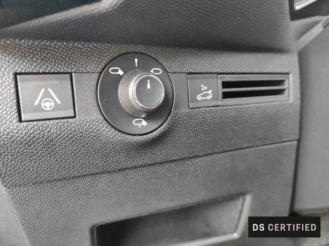 DS DS7 Crossback BlueHDi 130 Performance Line+ AT 96 kW (130 CV)