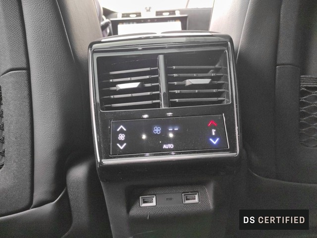 DS DS7 Crossback BlueHDi 130 Performance Line+ AT 96 kW (130 CV)