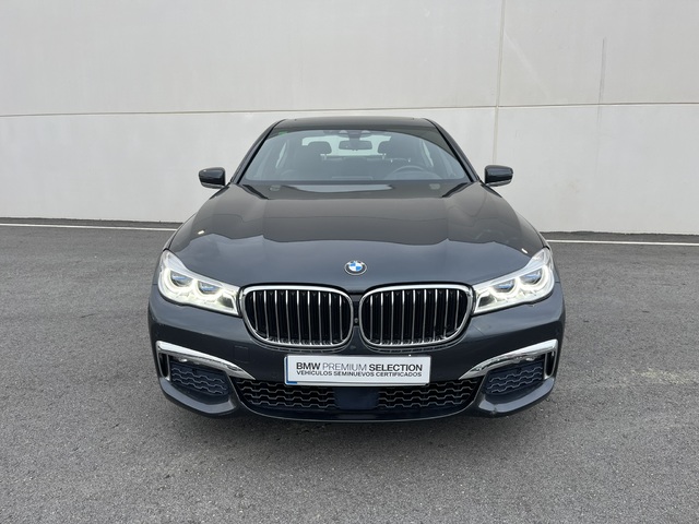 BMW Serie 7 740d color Gris. Año 2017. 235KW(320CV). Diésel. En concesionario Novomóvil Oleiros de Coruña