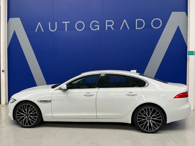 Jaguar XF 2.0 D Prestige Auto 132 kW (180 CV)