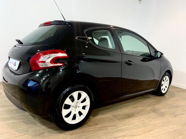 Imagen Peugeot 208
