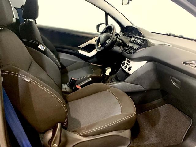 Imagen Peugeot 208