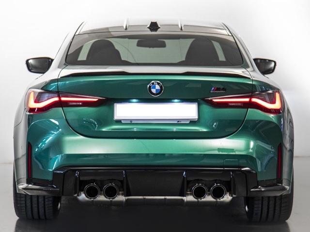 BMW M M4 Coupe color Verde. Año 2023. 375KW(510CV). Gasolina. En concesionario Fuenteolid de Valladolid