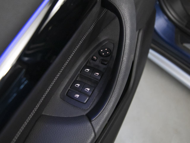 BMW X1 sDrive18d color Azul. Año 2022. 110KW(150CV). Diésel. En concesionario Fuenteolid de Valladolid