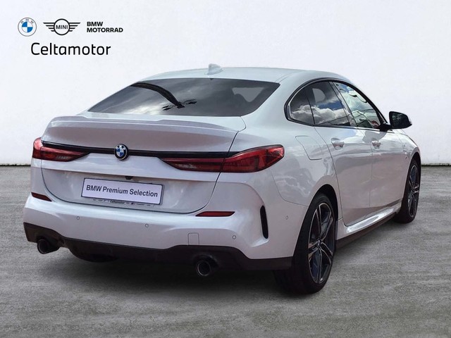 BMW Serie 2 218d Gran Coupe color Blanco. Año 2023. 110KW(150CV). Diésel. En concesionario Celtamotor Pontevedra de Pontevedra