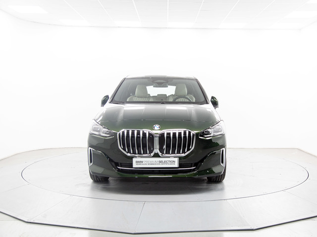 BMW Serie 2 218d Active Tourer color Verde. Año 2023. 110KW(150CV). Diésel. En concesionario Móvil Begar Alicante de Alicante