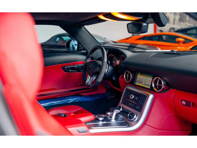 Mercedes-Benz Clase SLS SLS AMG Coupé 420 kW (571 CV)
