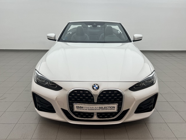 BMW Serie 4 420d Cabrio color Blanco. Año 2022. 140KW(190CV). Diésel. En concesionario Augusta Aragon S.A. de Zaragoza