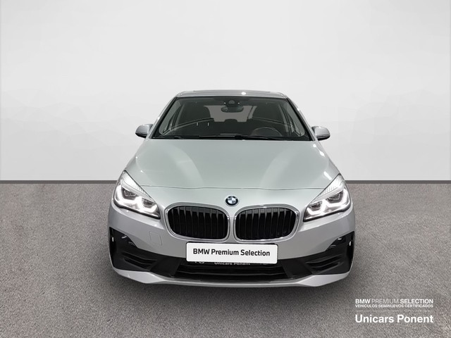 BMW Serie 2 218i Active Tourer color Gris Plata. Año 2019. 103KW(140CV). Gasolina. En concesionario Unicars Ponent de Lleida