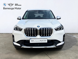 Fotos de BMW X1 sDrive18i color Blanco. Año 2022. 100KW(136CV). Gasolina. En concesionario Bernesga Motor León (Bmw y Mini) de León