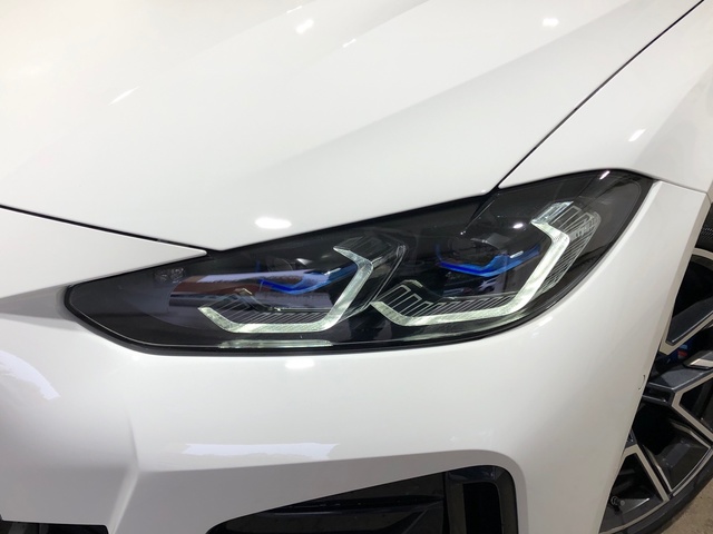 BMW Serie 4 430i Gran Coupe color Blanco. Año 2022. 180KW(245CV). Gasolina. En concesionario Movilnorte El Carralero de Madrid