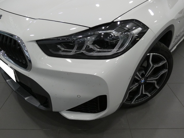 BMW X2 sDrive18d color Blanco. Año 2023. 110KW(150CV). Diésel. En concesionario Enekuri Motor de Vizcaya