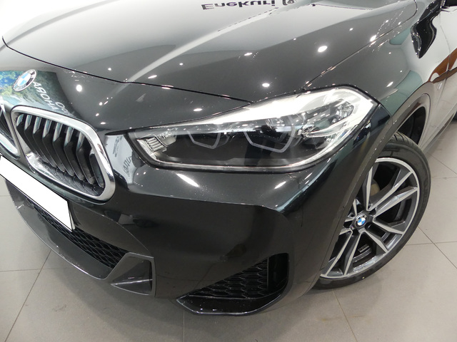 BMW X2 sDrive18d color Negro. Año 2023. 110KW(150CV). Diésel. En concesionario Enekuri Motor de Vizcaya