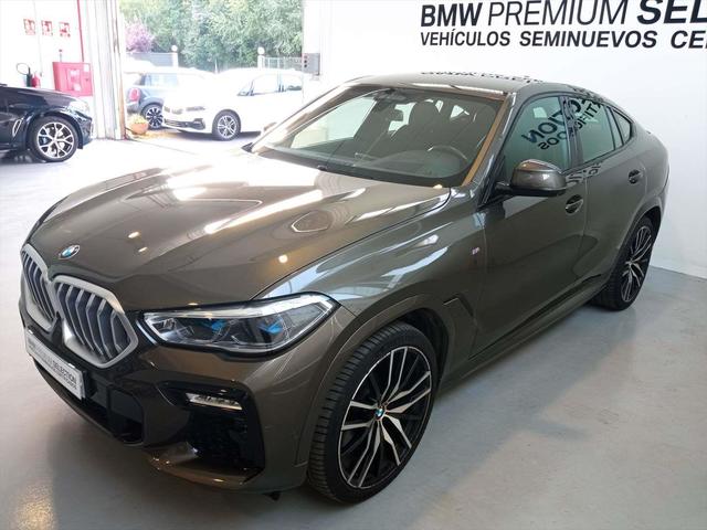 BMW X6 xDrive30d color Marrón. Año 2020. 195KW(265CV). Diésel. En concesionario Lurauto - Gipuzkoa de Guipuzcoa