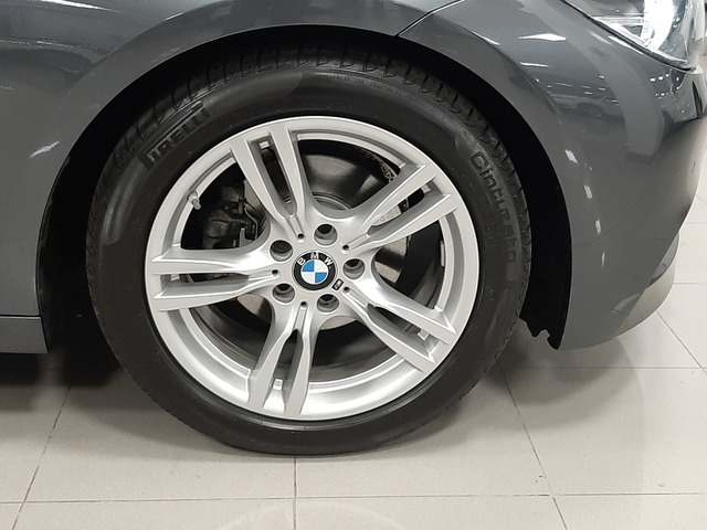 BMW Serie 3 320d Gran Turismo color Gris. Año 2020. 140KW(190CV). Diésel. En concesionario Automoviles Bertolin, S.L. de Valencia