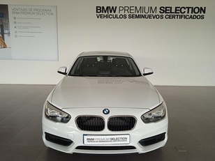 Fotos de BMW Serie 1 118i color Blanco. Año 2019. 100KW(136CV). Gasolina. En concesionario ALBAMOCION CUENCA de Cuenca