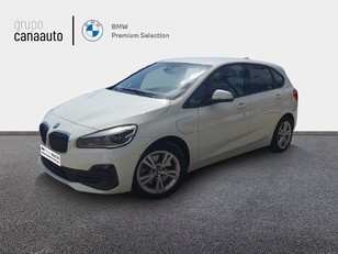Fotos de BMW Serie 2 225xe iPerformance Active Tourer color Blanco. Año 2020. 165KW(224CV). Híbrido Electro/Gasolina. En concesionario CANAAUTO - TACO de Sta. C. Tenerife