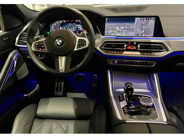 BMW X6 xDrive40d color Marrón. Año 2023. 250KW(340CV). Diésel. En concesionario Automotor Premium Viso - Málaga de Málaga