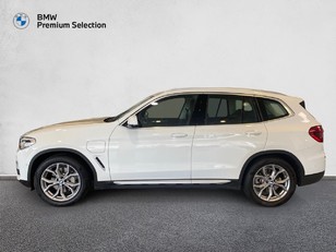 Fotos de BMW X3 xDrive30e color Blanco. Año 2020. 215KW(292CV). Híbrido Electro/Gasolina. En concesionario Marmotor de Las Palmas