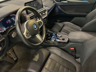 BMW iX3 M Sport color Negro. Año 2022. 210KW(286CV). Eléctrico. En concesionario Celtamotor Pontevedra de Pontevedra