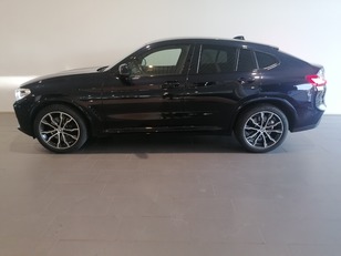 Fotos de BMW X4 xDrive25d color Negro. Año 2019. 170KW(231CV). Diésel. En concesionario Adler Motor S.L. TOLEDO de Toledo