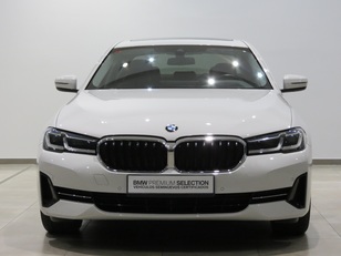 Fotos de BMW Serie 5 530e color Blanco. Año 2020. 215KW(292CV). Híbrido Electro/Gasolina. En concesionario FINESTRAT Automoviles Fersan, S.A. de Alicante