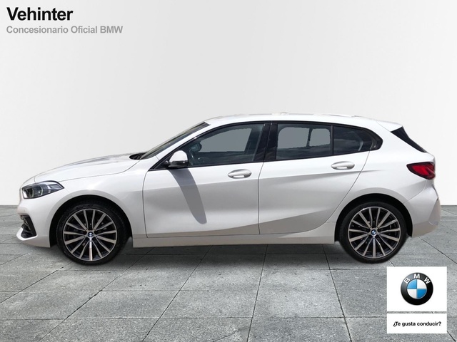 BMW Serie 1 118i color Blanco. Año 2021. 103KW(140CV). Gasolina. En concesionario Vehinter Alcorcón de Madrid