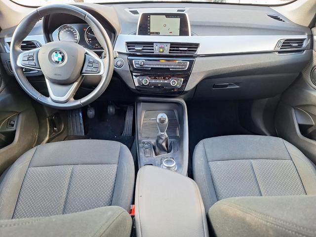 BMW X1 sDrive18d color Negro. Año 2018. 110KW(150CV). Diésel. En concesionario Automóviles Oviedo S.A. de Asturias