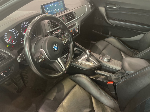 BMW M M2 Coupe Competition color Gris Plata. Año 2018. 302KW(410CV). Gasolina. En concesionario Celtamotor Pontevedra de Pontevedra