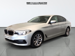 Fotos de BMW Serie 5 520i color Gris Plata. Año 2020. 135KW(184CV). Gasolina. En concesionario Automotor Premium Viso - Málaga de Málaga