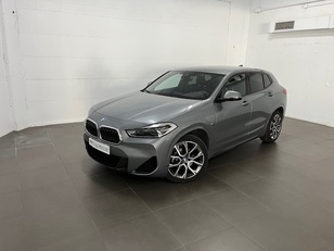 Fotos de BMW X2 sDrive18d color Gris. Año 2022. 110KW(150CV). Diésel. En concesionario Amiocar S.A. de Coruña