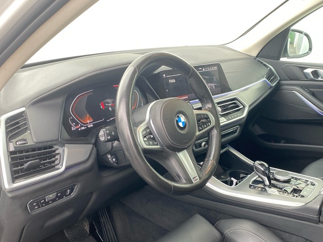 BMW X5 xDrive30d color Blanco. Año 2019. 195KW(265CV). Diésel. En concesionario Motor Gorbea de Álava
