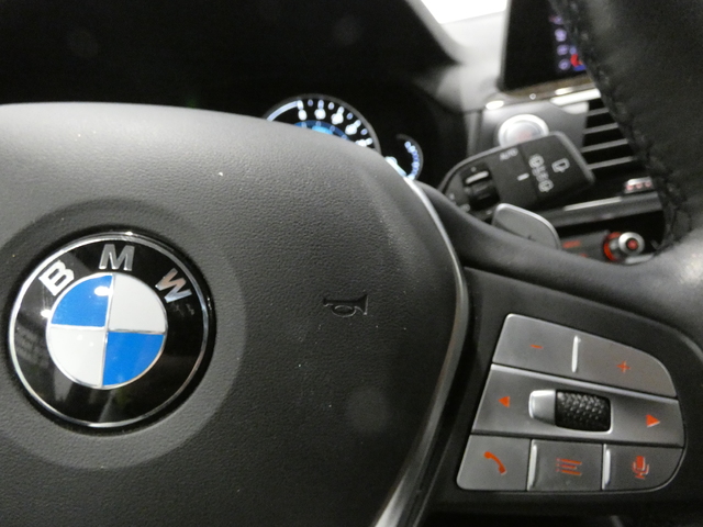 BMW X3 xDrive30e color Gris. Año 2020. 215KW(292CV). Híbrido Electro/Gasolina. En concesionario Enekuri Motor de Vizcaya