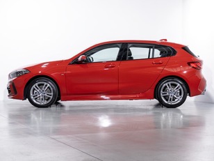 Fotos de BMW Serie 1 118i color Rojo. Año 2023. 103KW(140CV). Gasolina. En concesionario Oliva Motor Girona de Girona