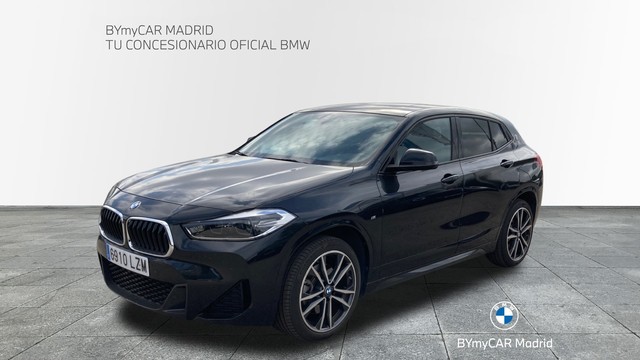 BMW X2 xDrive20i color Negro. Año 2022. 141KW(192CV). Gasolina. En concesionario BYmyCAR Madrid - Alcalá de Madrid