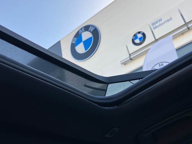 BMW X5 xDrive30d color Blanco. Año 2022. 210KW(286CV). Diésel. En concesionario Bernesga Motor León (Bmw y Mini) de León