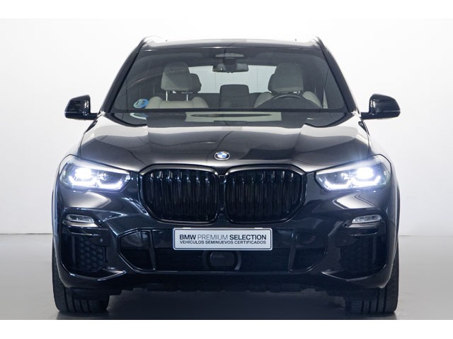 BMW X5 xDrive30d color Negro. Año 2021. 210KW(286CV). Diésel. En concesionario Fuenteolid de Valladolid