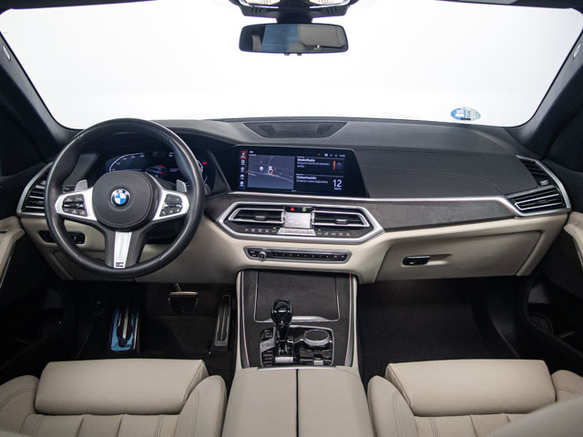 BMW X5 xDrive30d color Negro. Año 2021. 210KW(286CV). Diésel. En concesionario Fuenteolid de Valladolid