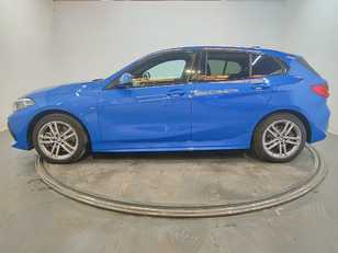 Fotos de BMW Serie 1 120i color Azul. Año 2022. 131KW(178CV). Gasolina. En concesionario Proa Premium Palma de Baleares