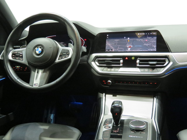 BMW Serie 3 330i color Azul. Año 2021. 190KW(258CV). Gasolina. En concesionario SAN JUAN Automoviles Fersan S.A. de Alicante