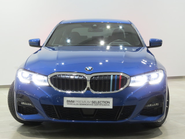 BMW Serie 3 330i color Azul. Año 2021. 190KW(258CV). Gasolina. En concesionario SAN JUAN Automoviles Fersan S.A. de Alicante