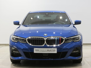 Fotos de BMW Serie 3 330i color Azul. Año 2021. 190KW(258CV). Gasolina. En concesionario GANDIA Automoviles Fersan, S.A. de Valencia