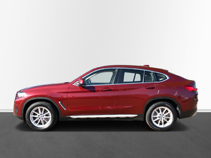 Fotos de BMW X4 xDrive20d color Rojo. Año 2022. 140KW(190CV). Diésel. En concesionario MURCIA PREMIUM S.L. JUAN CARLOS I de Murcia